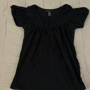 Super cute black Tshirt